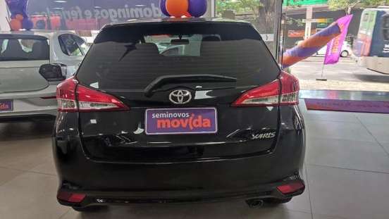 TOYOTA-YARIS-2024