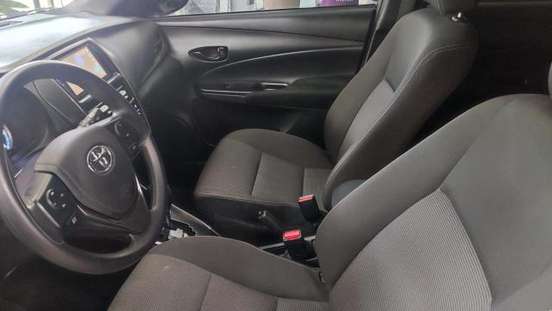 TOYOTA-YARIS-2024