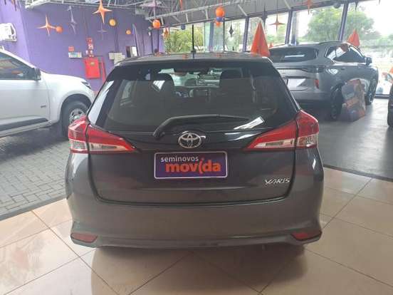 TOYOTA-YARIS-2024