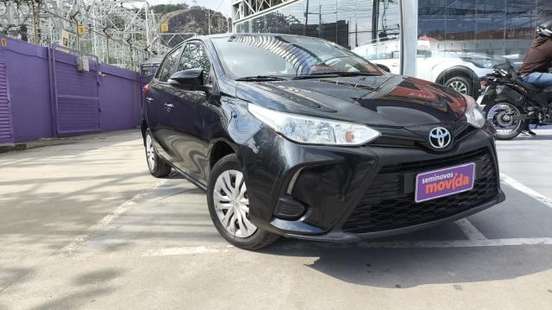 TOYOTA-YARIS-2024