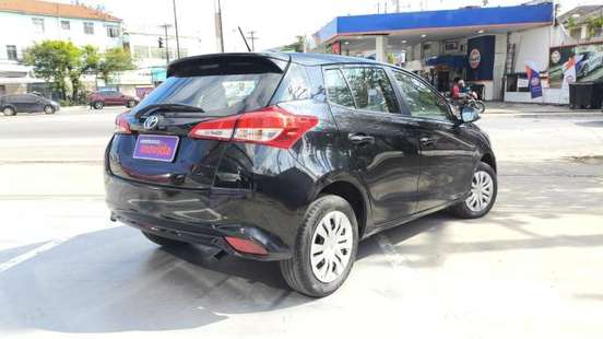 TOYOTA-YARIS-2024