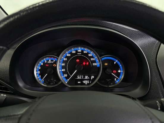 TOYOTA-YARIS-2024