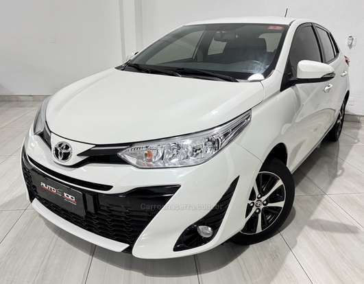 TOYOTA-YARIS-2018