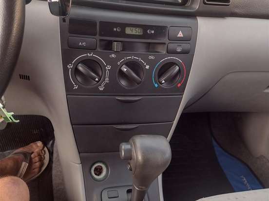 TOYOTA-COROLLA-1.6 XLI 16V GASOLINA 4P AUTOMÁTICO TOYOTA-COROLLA-2002