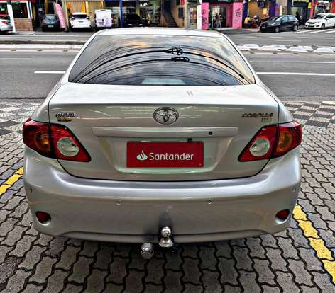 TOYOTA-COROLLA-2011
