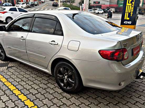 TOYOTA-COROLLA-1.8 GLI 16V FLEX 4P MANUAL TOYOTA-COROLLA-2011