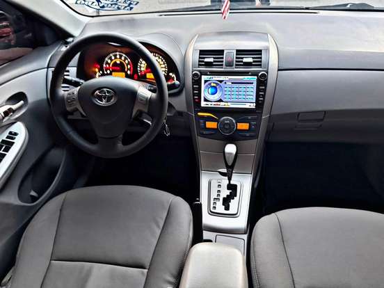 TOYOTA-COROLLA-1.8 GLI 16V FLEX 4P MANUAL TOYOTA-COROLLA-2011