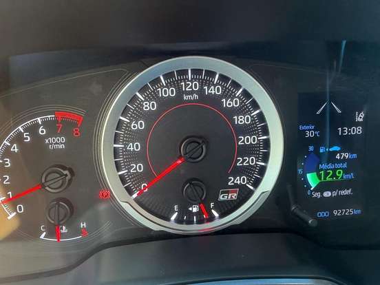 TOYOTA-COROLLA-2021