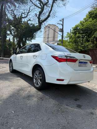 TOYOTA-COROLLA-2019