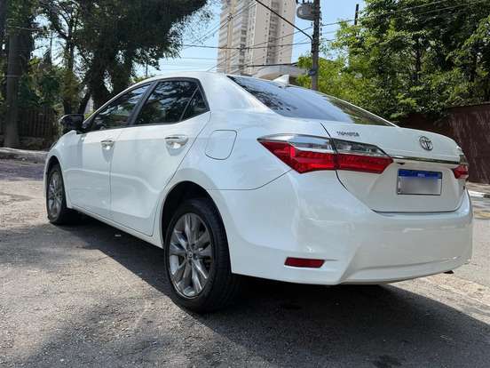 TOYOTA-COROLLA-2.0 XEI 16V FLEX 4P AUTOMÁTICO TOYOTA-COROLLA-2019
