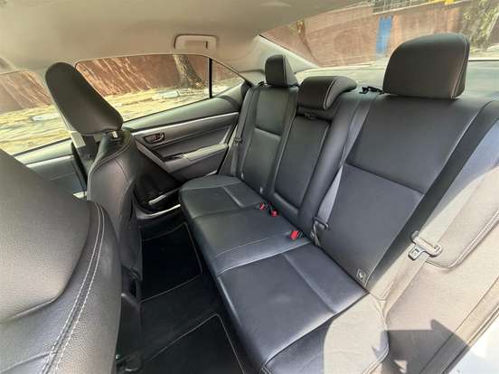 TOYOTA-COROLLA-2019