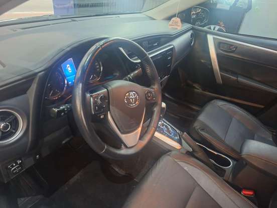 TOYOTA-COROLLA-2019