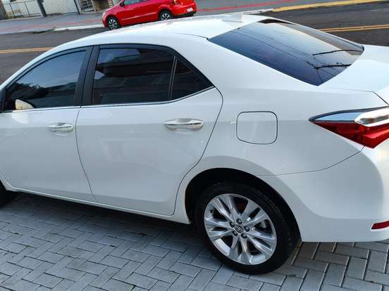 TOYOTA-COROLLA-2.0 XEI 16V FLEX 4P AUTOMÁTICO TOYOTA-COROLLA-2017