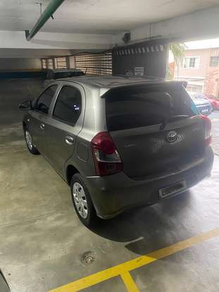 TOYOTA-ETIOS-2019