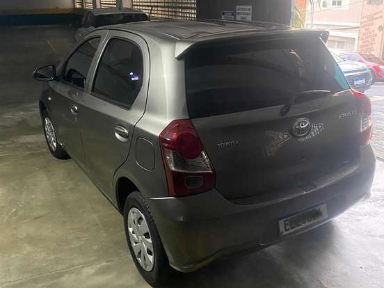 TOYOTA-ETIOS-1.3 X 16V FLEX 4P AUTOMÁTICO TOYOTA-ETIOS-2019
