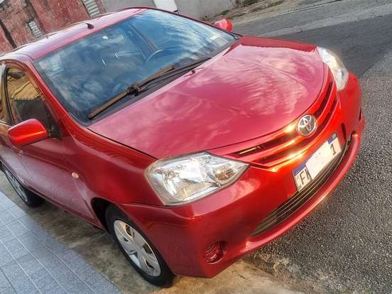 TOYOTA-ETIOS-1.3 XS 16V FLEX 4P MANUAL TOYOTA-ETIOS-2013