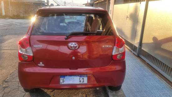 TOYOTA-ETIOS-2013