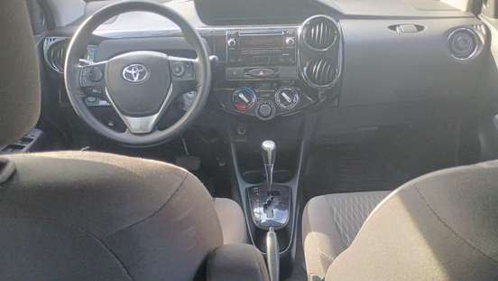 TOYOTA-ETIOS-2016
