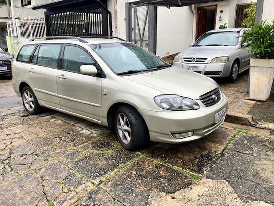 TOYOTA FIELDER 1.8 16V GASOLINA 4P AUTOMÁTICO