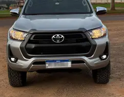 TOYOTA HILUX 2.8 D-4D TURBO DIESEL CD SR 4X4 AUTOMÁTICO TOYOTA HILUX 2.8 D-4D TURBO DIESEL CD SR 4X4 AUTOMÁTICO