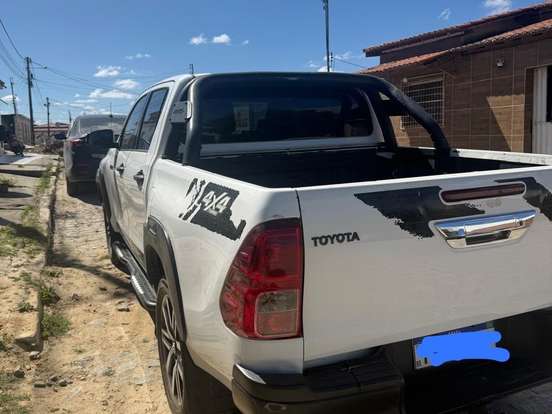 TOYOTA-HILUX-2.8 SR CHALLENGE 4X4 CD 16V DIESEL 4P AUTOMÁTICO TOYOTA-HILUX-2017