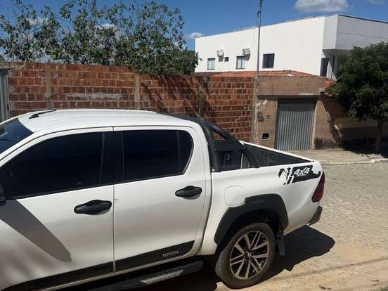 TOYOTA-HILUX-2.8 SR CHALLENGE 4X4 CD 16V DIESEL 4P AUTOMÁTICO TOYOTA-HILUX-2017