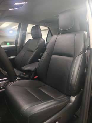 TOYOTA-HILUX SW4-2024