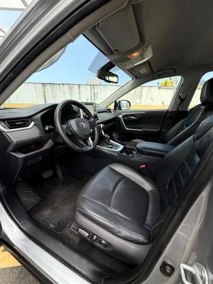 TOYOTA-RAV4-2019