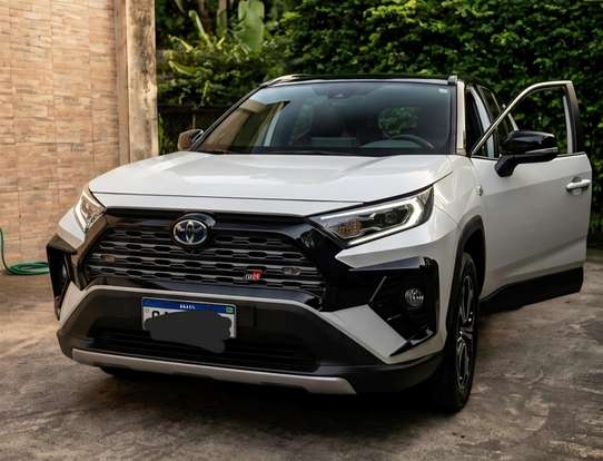 TOYOTA-RAV4-2021