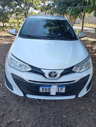 TOYOTA YARIS 1.5 16V FLEX SEDAN XL LIVE MULTIDRIVE