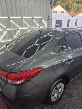 TOYOTA-YARIS-2022