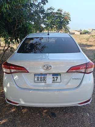 TOYOTA-YARIS-2020