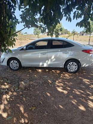 TOYOTA-YARIS-2020