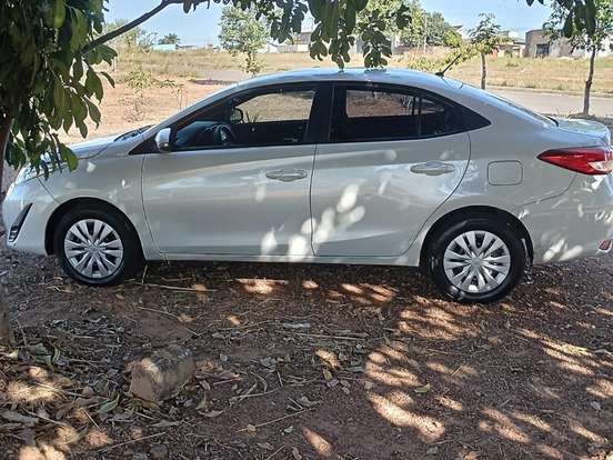 TOYOTA-YARIS-1.5 16V FLEX SEDAN XL LIVE MULTIDRIVE TOYOTA-YARIS-2020