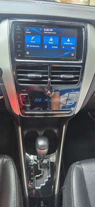TOYOTA-YARIS-2019