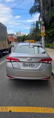 TOYOTA-YARIS-2019