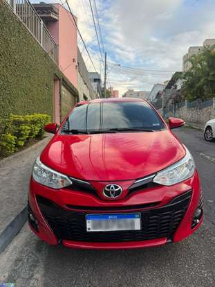 TOYOTA-YARIS-2018