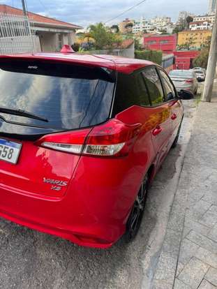 TOYOTA-YARIS-2018
