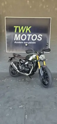 TRIUMPH SCRAMBLER 400 X 