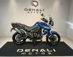 TRIUMPH TIGER 800 XRT TRIUMPH TIGER 800 XRT