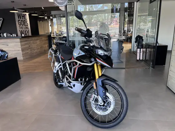 TRIUMPH TIGER 900 DESERT EDITION 