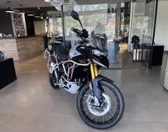 TRIUMPH TIGER 900 DESERT EDITION TRIUMPH TIGER 900 DESERT EDITION
