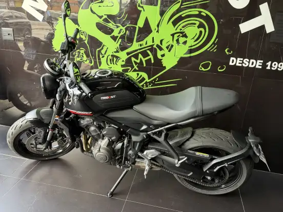TRIUMPH-TRIDENT 660 TRIUMPH-TRIDENT 660-2025