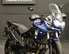 TRIUMPH TIGER 800 XRT TRIUMPH TIGER 800 XRT