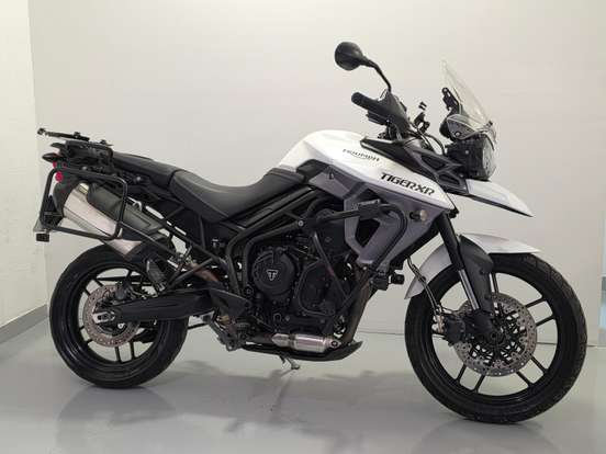 TRIUMPH-TIGER 800 XR TRIUMPH-TIGER 800 XR-2016