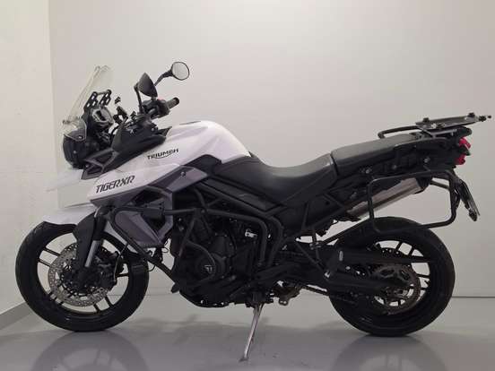 TRIUMPH-TIGER 800 XR-2016