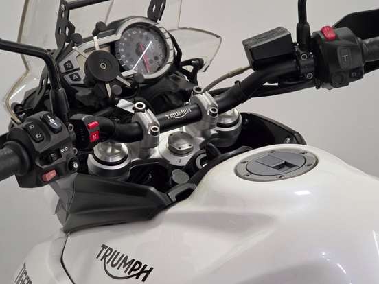 TRIUMPH-TIGER 800 XR-2016