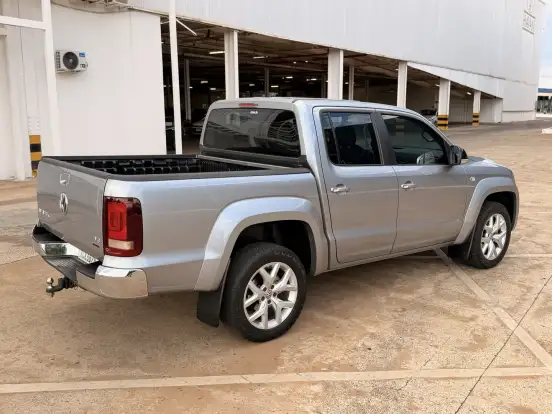 VOLKSWAGEN-AMAROK-2.0 HIGHLINE 4X4 CD 16V TURBO INTERCOOLER DIESEL 4P AUTOMÁTICO VOLKSWAGEN-AMAROK-2021