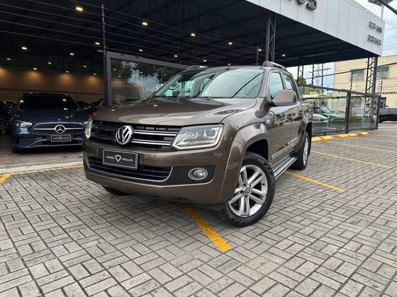 VOLKSWAGEN AMAROK 2.0 HIGHLINE 4X4 CD 16V TURBO INTERCOOLER DIESEL 4P AUTOMÁTICO