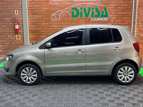 VOLKSWAGEN-FOX-1.6 MI 8V FLEX 4P MANUAL VOLKSWAGEN-FOX-2012